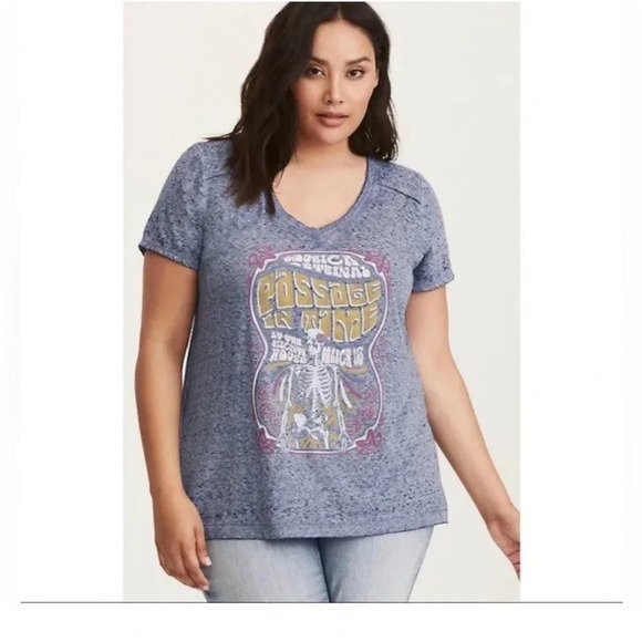 Torrid T Shirt - Picture 1 of 6